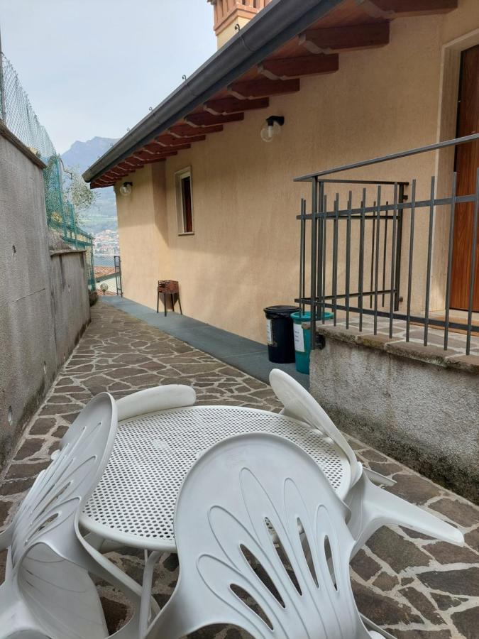 Holiday On The Island Monte Isola Exterior photo